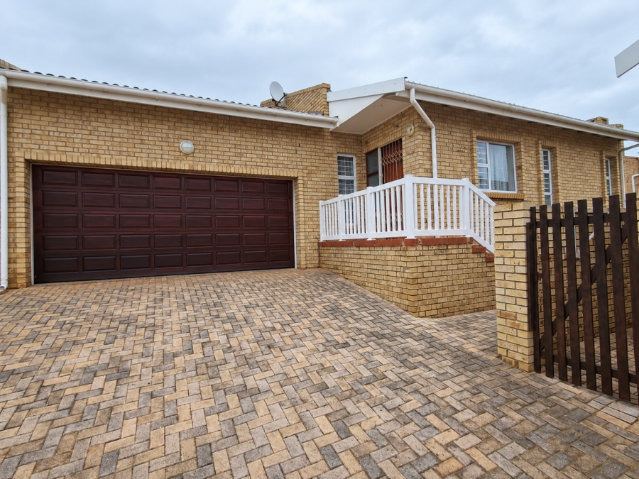 3 Bedroom Property for Sale in Eden Glen Eastern Cape